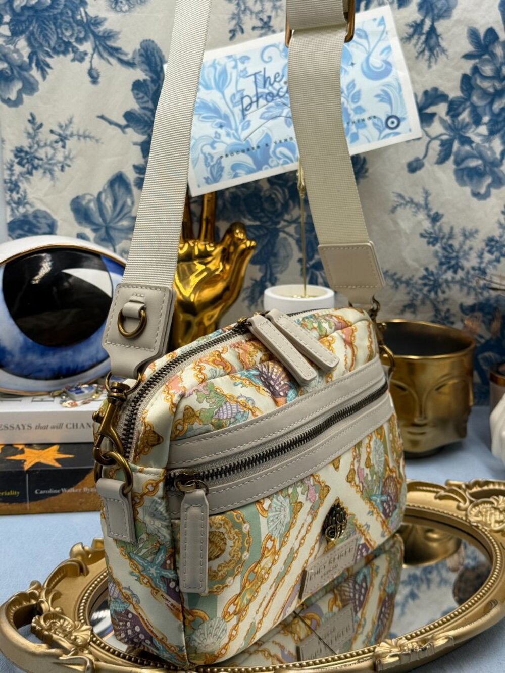🆕 KURT GEIGER LONDON 🧿 NWOT Recycled Nylon Crossbody Bag, White Shell Print - Picture 4 of 13